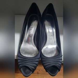 White House Black Market Women's Black Satin Pumps